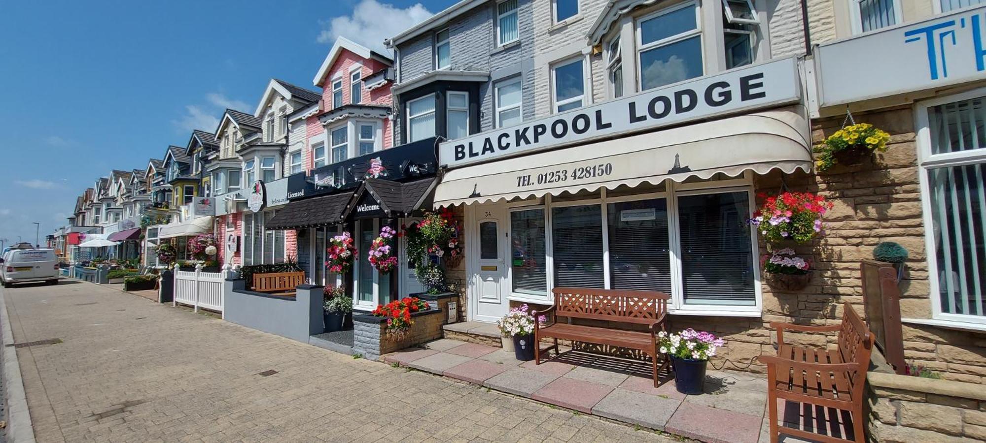 Blackpool Lodge Exterior photo